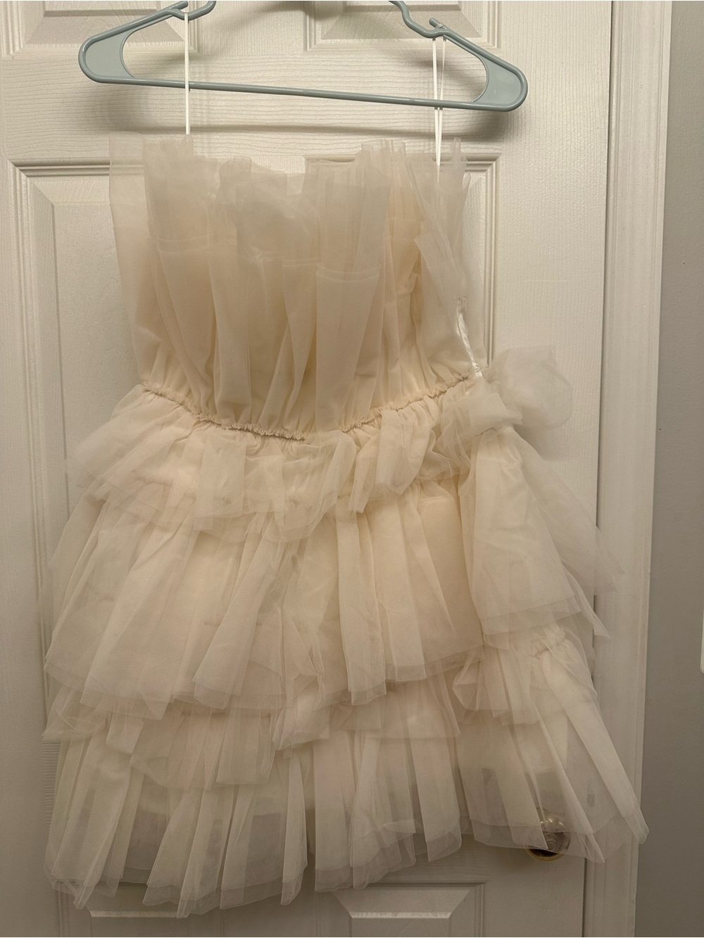Mable Cream AILEEN RUFFLE MINI DRESS NWOT - Picture 3 of 4